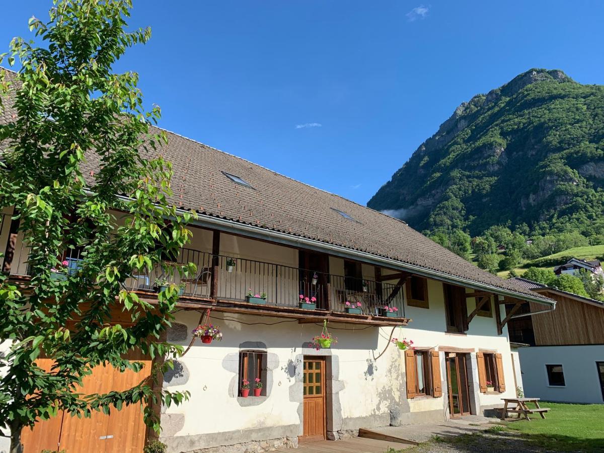 La Ferme Sainte Catherine Villa Taninges Exterior foto